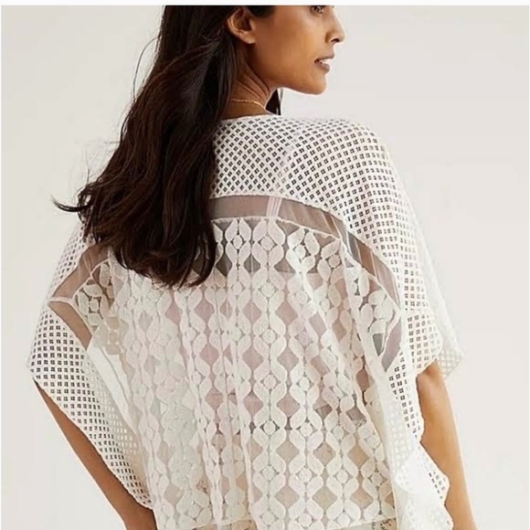 NWT ANTHROPOLOGIE LACE TUNIC - Picture 3 of 5
